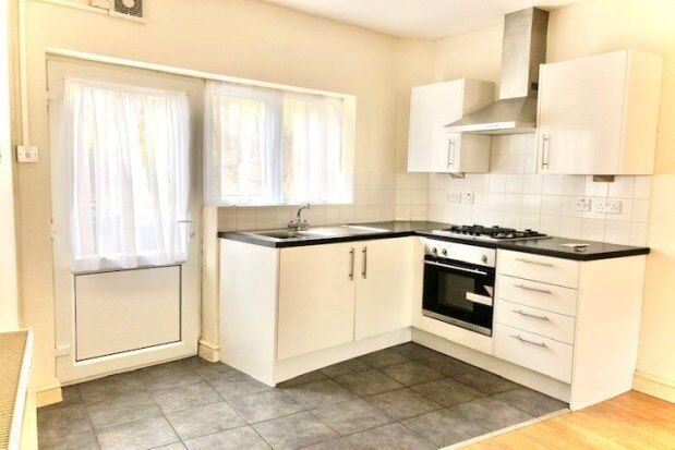 Cottage to rent in Pentai, Colwyn Bay LL28