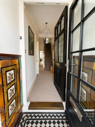 42, Taylor Road, Wallington photo 4