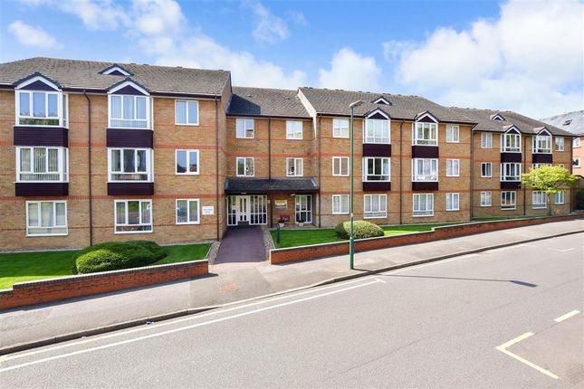 Flat for sale in Thicket Road, Sutton, Surrey