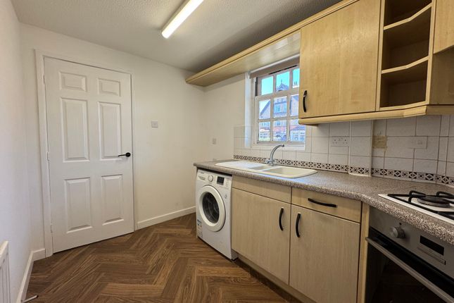 Flat 2, Kesteven Court, New Street, GRANTHAM photo 3
