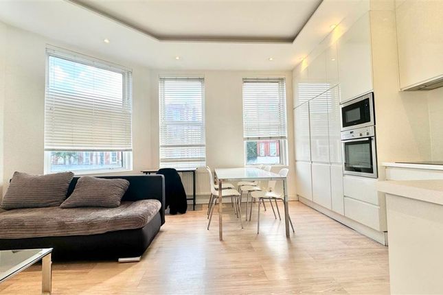 Thumbnail Flat to rent in Finchley Road, Frognal, Hampstead