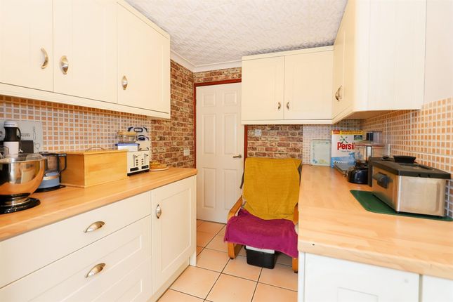 Semi-detached house for sale in Clee Avenue, Kidderminster