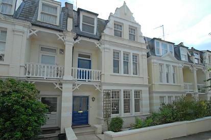 Thumbnail Terraced house to rent in Onslow Avenue, Richmond