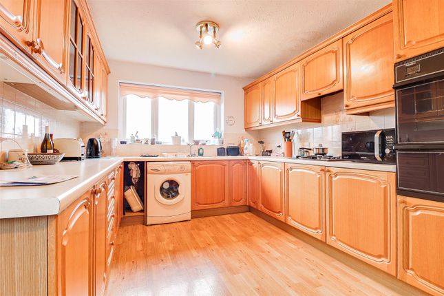 Flat for sale in Lancaster Road, Birkdale, Southport