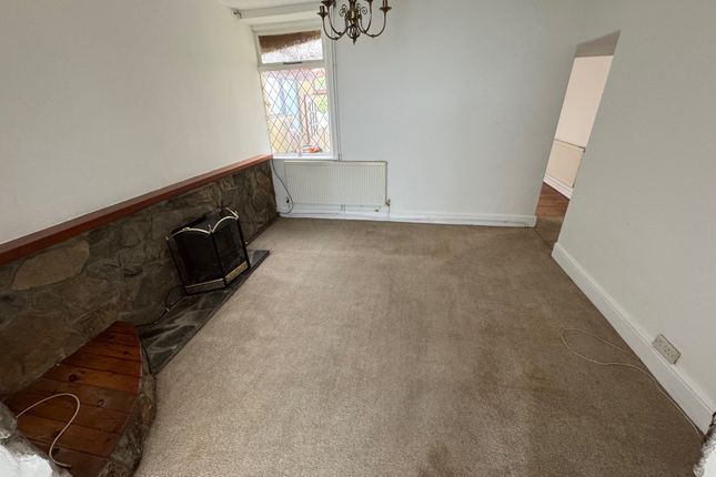 47, St. John Street, Ogmore Vale photo 4