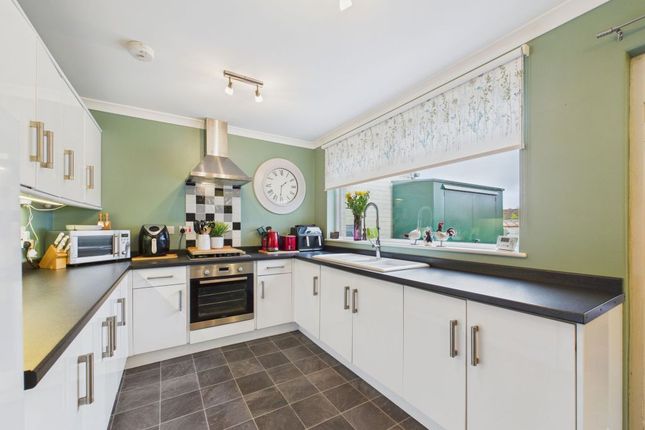 30, Helredale Road, Whitby photo 3