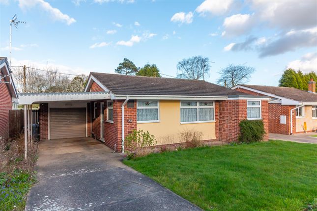 Detached bungalow for sale in Broadfields, Calverton, Nottingham