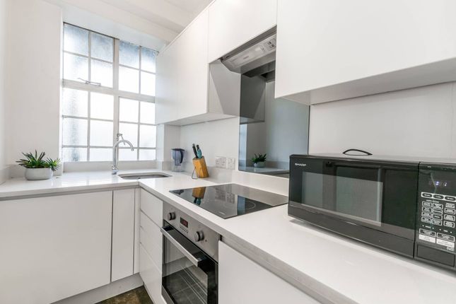 Thumbnail Flat for sale in Wigmore Street, Marylebone, London