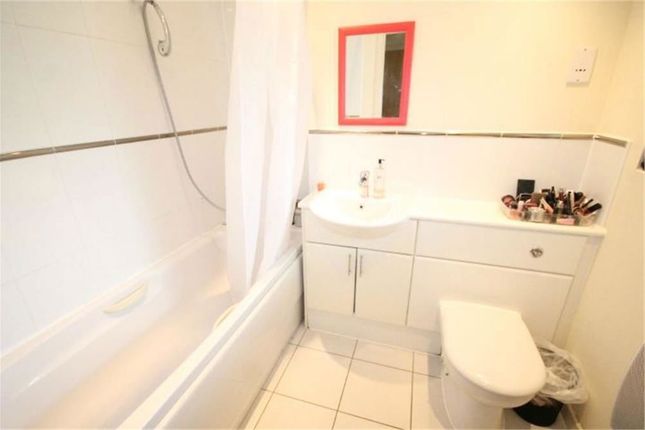 27 Sharpthorn court, 2 Fleet Street, Brighton photo 3