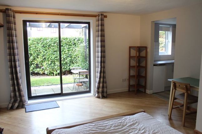 Flat to rent in Pebble Drive, Didcot