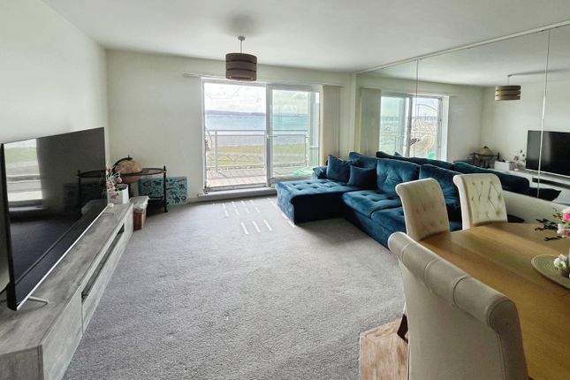 Flat 14, Murre House, 19, Stone Close, Dorset photo 4