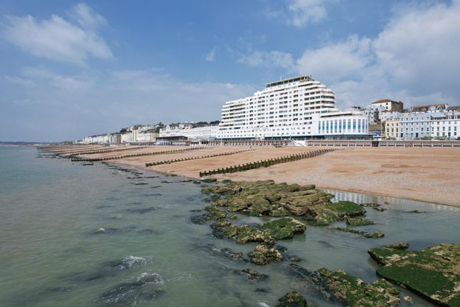 154, Marine Court, St. Leonards-On-Sea photo 2