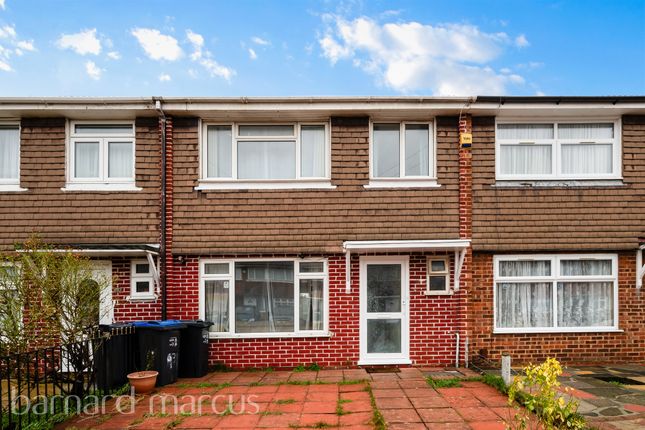 End terrace house for sale in Sandy Lane, Mitcham