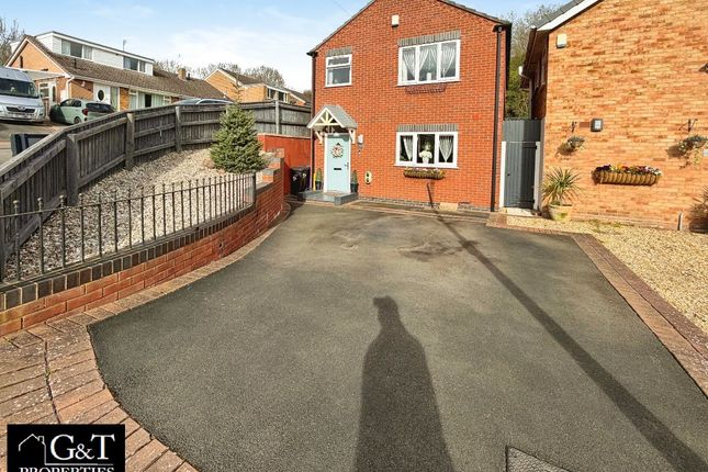 1a Chelford Crescent, Kingswinford photo 2