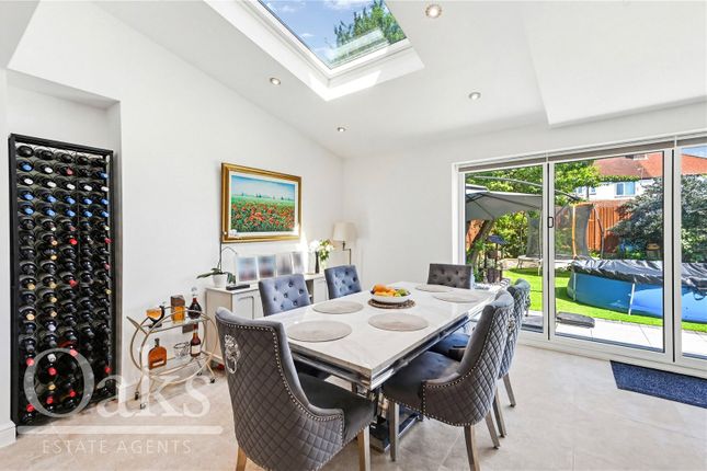 17, Burley Close, London photo 2