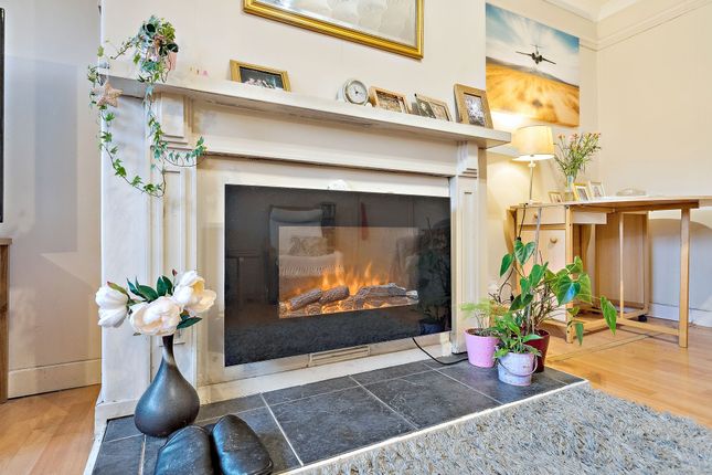 19 Fraser Avenue, Helensburgh photo 3
