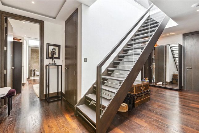 Flat for sale in Logan Place, London
