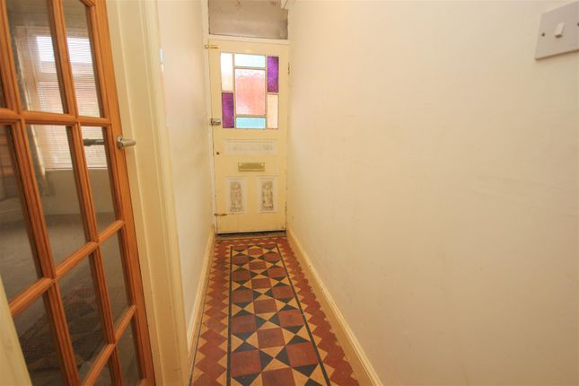 66, Oakley Road, Rushden photo 2