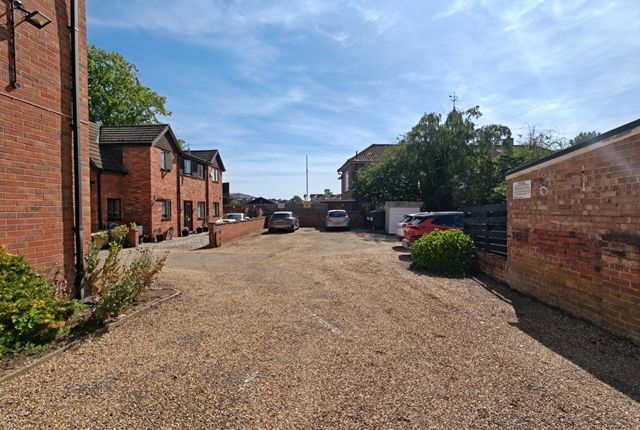 51, De Parys Avenue Bedfordshire, Bedford photo 2