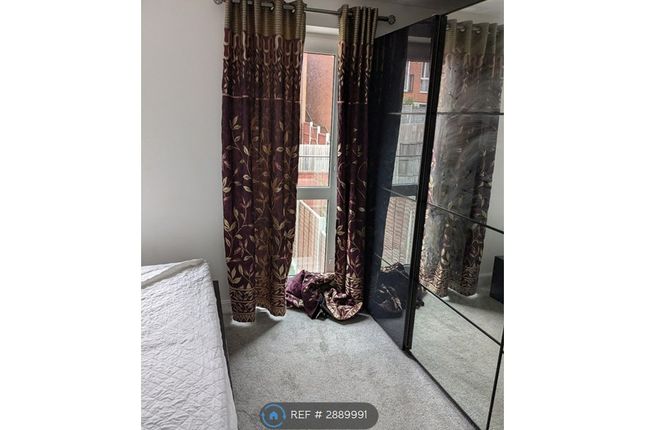 Oakes Crescent, Dartford photo 2