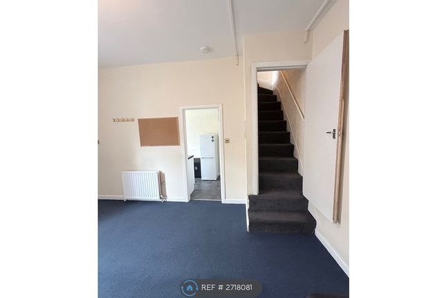 Birk Lea St, Bradford photo 5