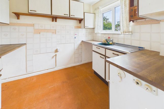 6, Bodriggy Court,, Hayle photo 4