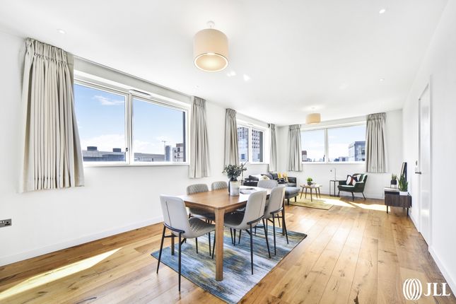 Apartment 10, 2, Cloud Street, London photo 3