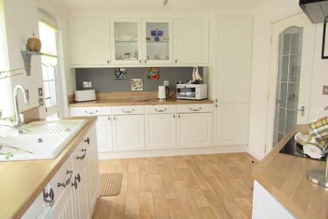 25, Park Avenue Cambrian Residential Park, Cardiff photo 3