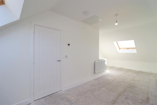 End terrace house for sale in Frankland Drive, Cottingham