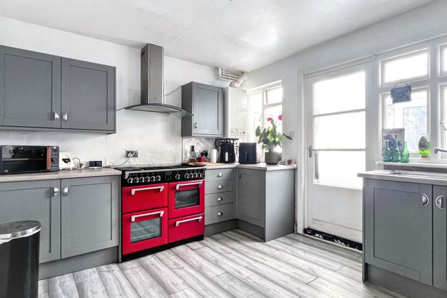 18 Park Crest, Knaresborough photo 3