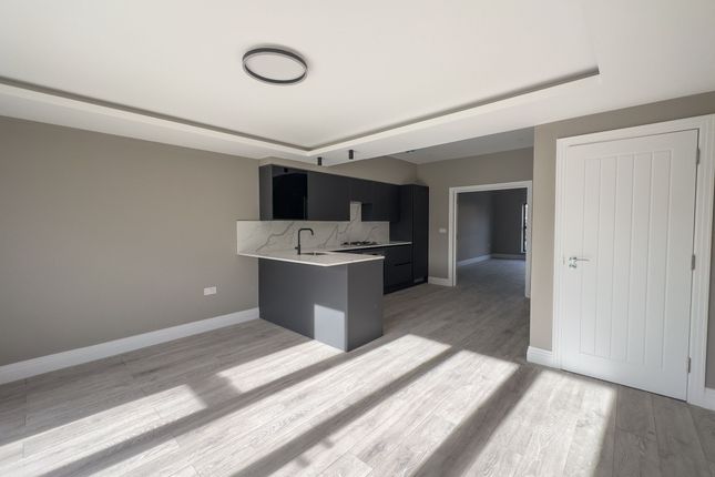 Upton Road, Slough photo 5