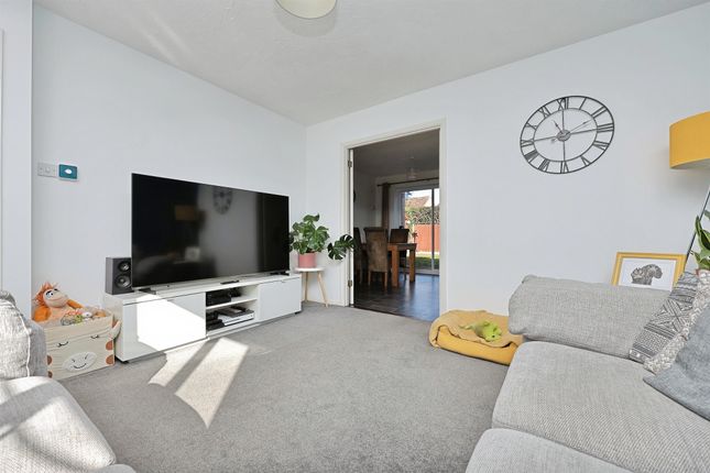 10, Nelson Crescent, Swaffham photo 4