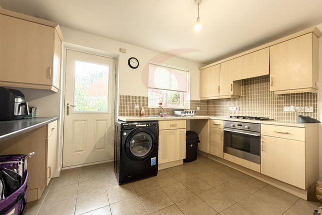 16, Overstrand Road, Leicester photo 3