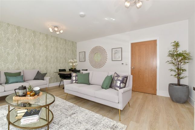 Sandygate Lane, Lower Beeding photo 2