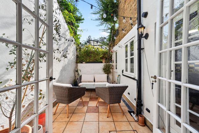 31A, Aldebert Terrace, London photo 4
