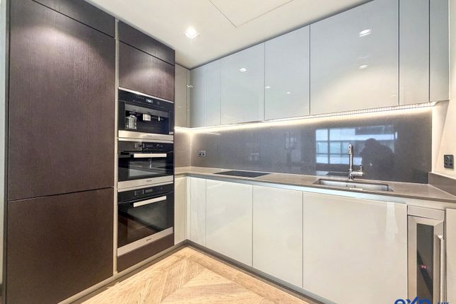 Balmoral House,66, Earls Way, London photo 3