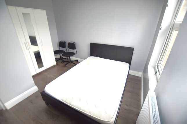 48, Hermitage Road, london photo 4