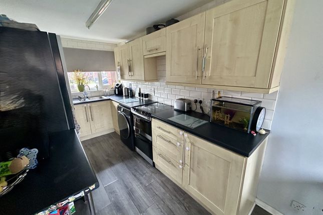 34 Skarnings Court, Winters Way, Waltham Abbey photo 4