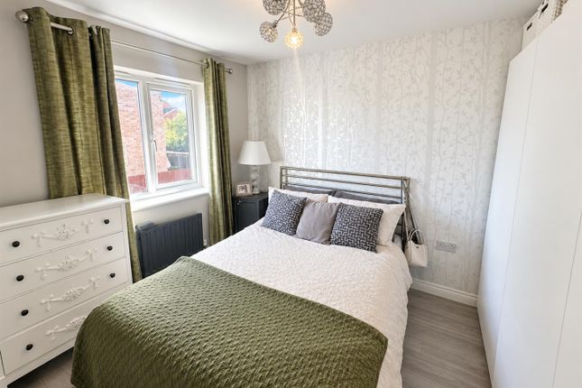 33, Magpie Close, Corby photo 4