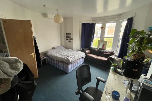 Thumbnail Semi-detached house to rent in Filton Avenue, Bristol