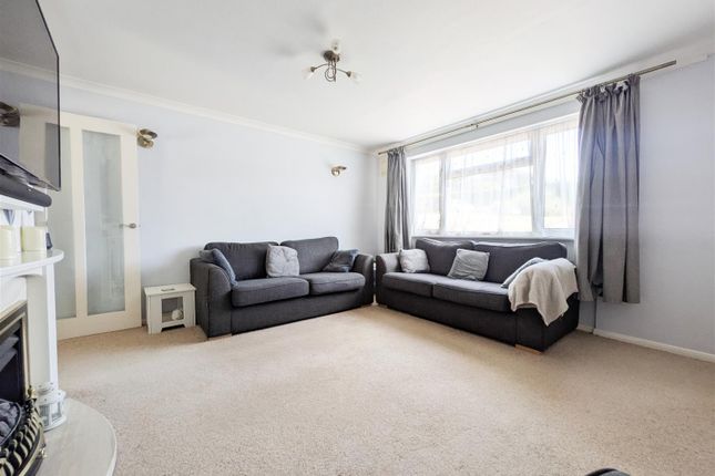 32, Streatfield Road, Uckfield photo 4