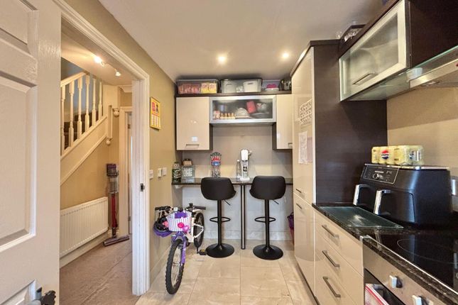 2 Winifred Street, Nottingham photo 4