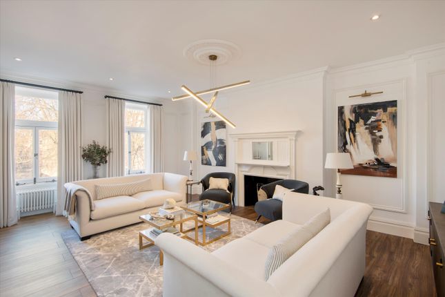 Thumbnail Flat for sale in Empire House, Thurloe Place, London SW7.