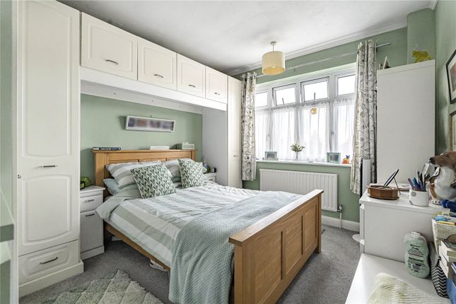 30, Cheyne Avenue, Twickenham photo 4