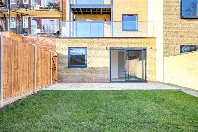 Flat to rent in Daisy Court, 6 Brownlow Road, London