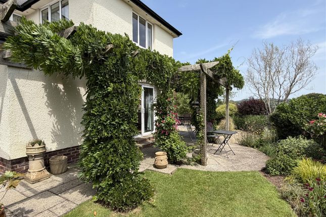 Greenways, 8 Cricket Close, Chulmleigh photo 3