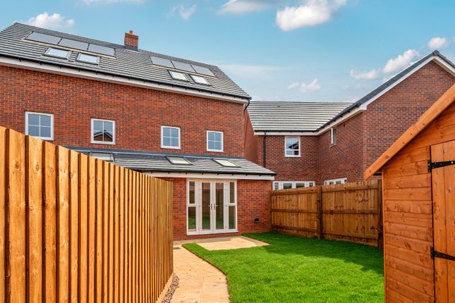 16, Jonquil Road, Warwickshire photo 2