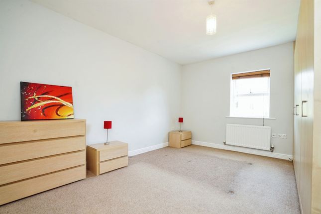 Flat for sale in Springfield Court, Guiseley, Leeds