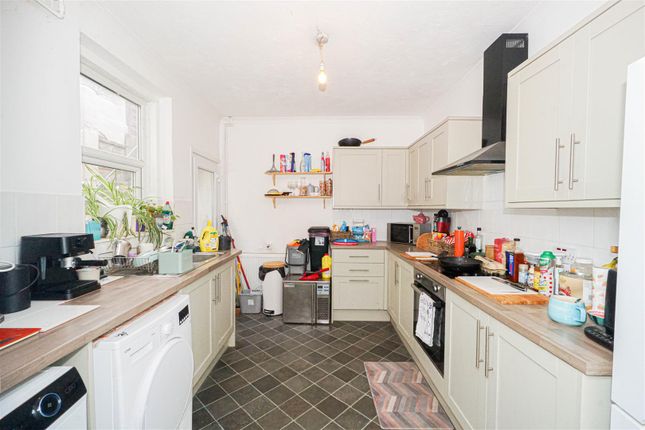 126, Hughenden Road, Hastings photo 4