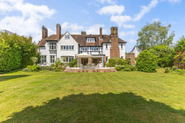 Oldbury House, 4, Knottocks Drive, Buckinghamshire photo 3